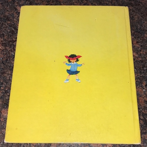 Vintage 70s CHILDRENS SONG Book~1977 Printing~Great Graphics - Picture 2 of 8